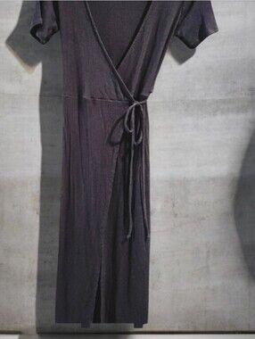 Forever 21 Ribbed V-Neck Wrap Midi Dress Black Side Tie Slit Size Med.